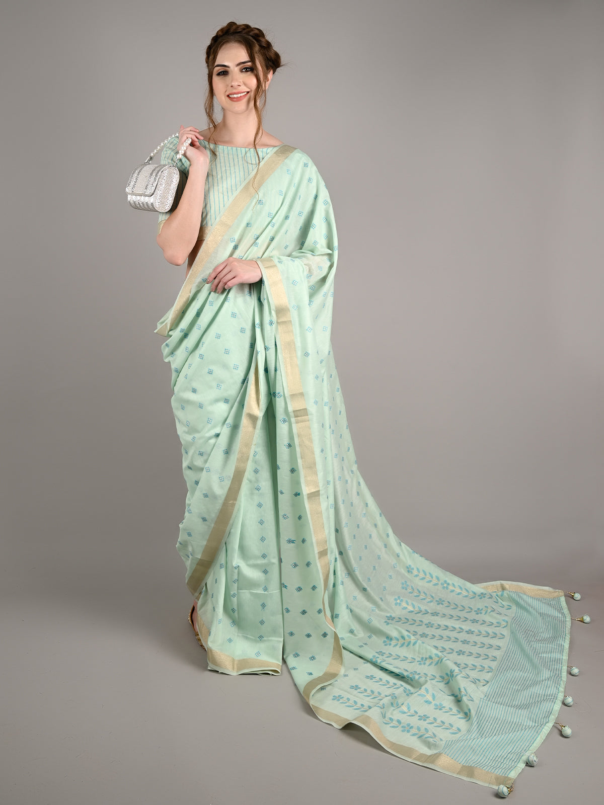Blue Viscose Woven Saree With Unstitched Blouse