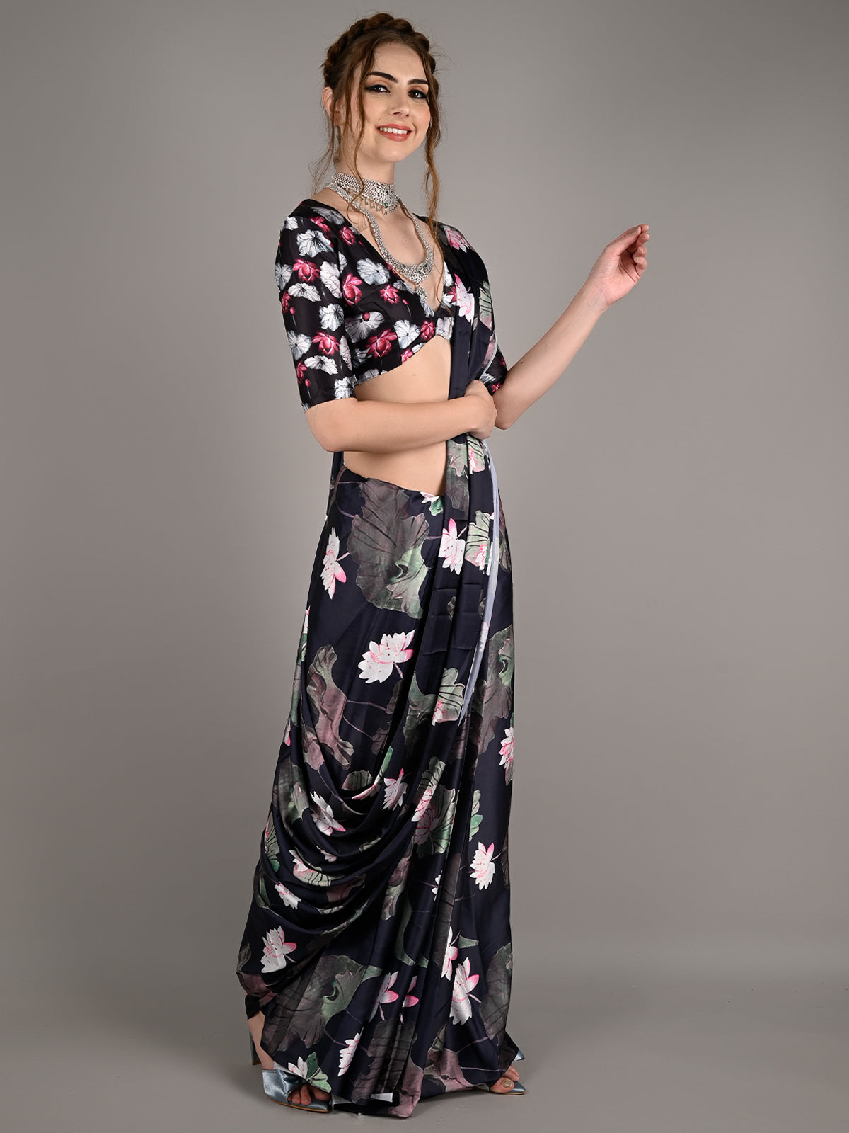 Black Silk Blend Digital Floral Print Saree With Unstitched Blouse