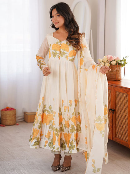 Rajwada Off White Silk Blend Floral Print Kurta Set For Women