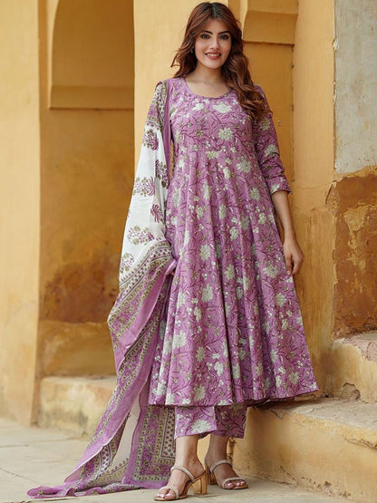 Rajwada Mauve Pink Rayon Printed Kurta Set For Women