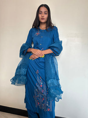 Rajwada Women Blue Embroidered Silk Blend Stitched Kurta Set
