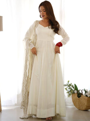 Rajwada White Georgette Plain Kurta Set For Women