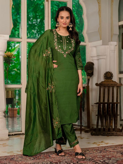 Rajwada Dark Green Silk Blend Embroidered Kurta Set For Women
