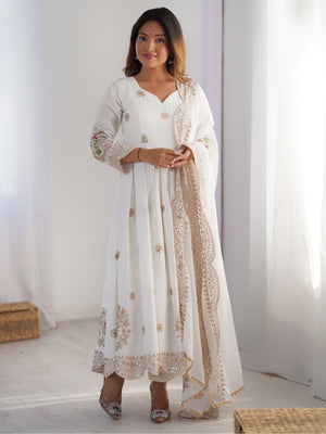 Rajwada White Silk Blend Embellished Kurta Set For Women
