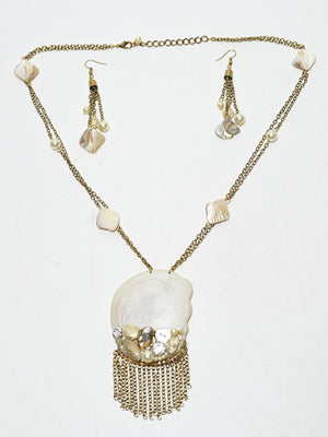 Rajwada Off White And Golden Alloy Pearl And Stone Jewellery Set For Women