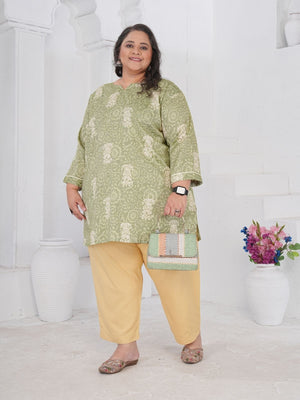 Rajwada Green Cotton Blend Printed Kurti For Women