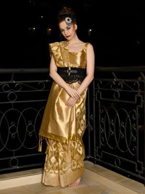 Rajwada Women Festive Gold Tissue Woven Saree With Unstitched Blouse