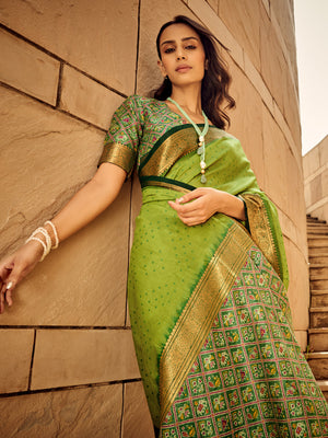 Rajwada Green Handloom Woven Saree For Women
