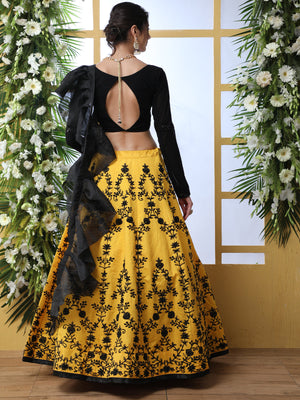 Rajwada Women Yellow Art Silk Embroidered Semi Stitched Lehenga With  Unstitched Blouse
