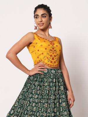 Rajwada Women Elegant Green Art Silk Semi-Stitched Lehenga Choli