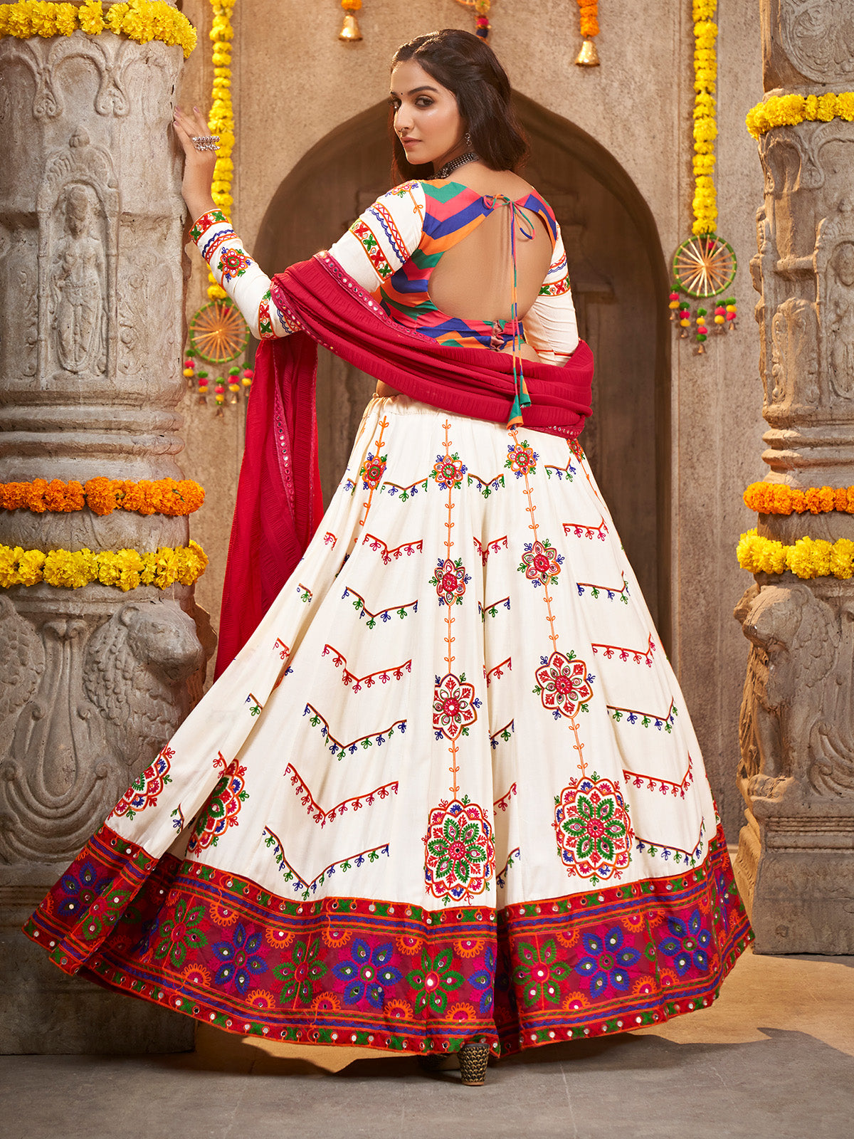 Off White Viscose Rayon Embroidered Semi Stitched Lehenga Choli