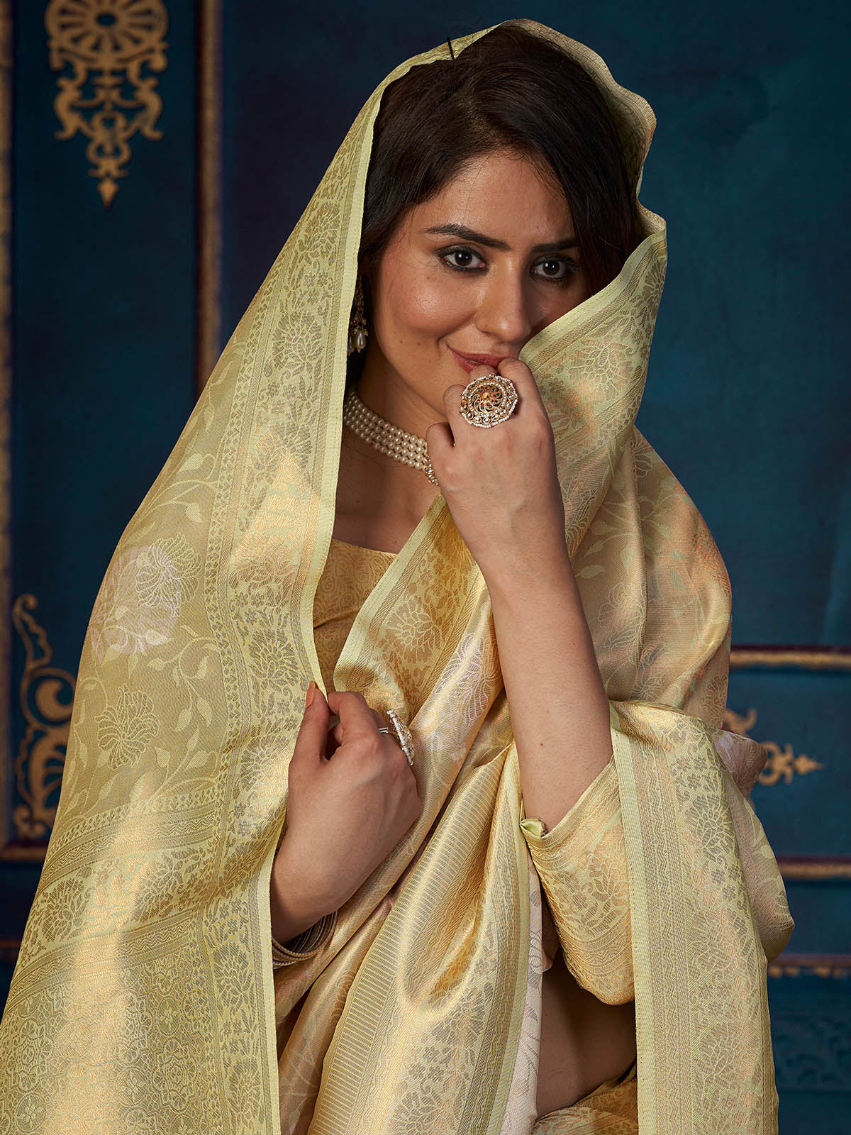 Rajwada - Light Green Silk Blend Woven Saree with Unstitched Blouse
