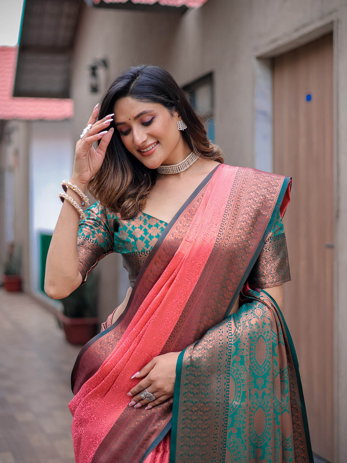 Orange Silk Blend Woven Saree With Unstitched Blouse