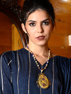 Rajwada Women Vintage Pendant With Mulicolor Pearls Necklace