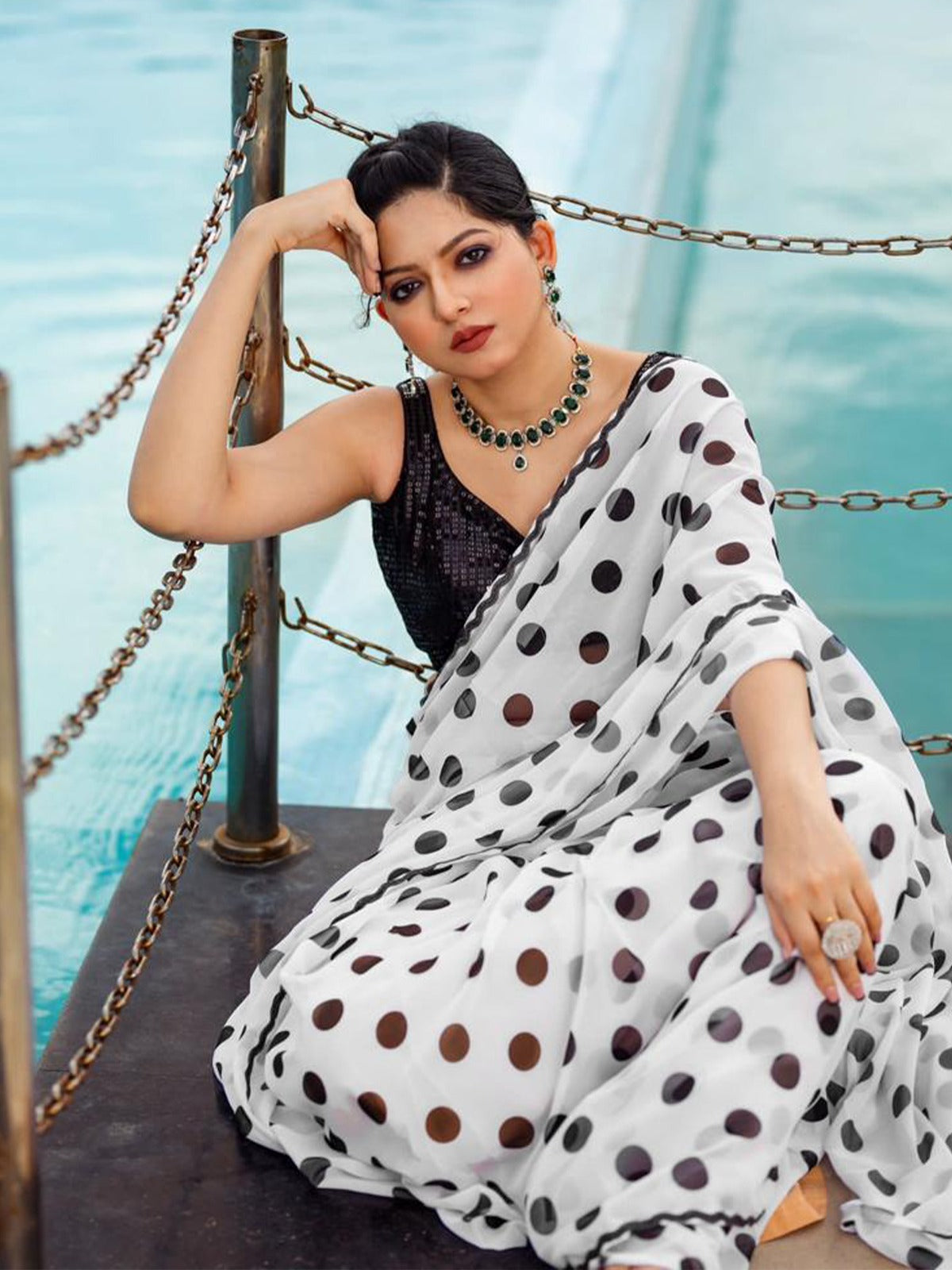 White Georgette Polka Dots Saree With Unstitched Blouse