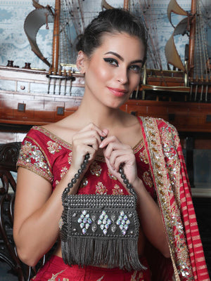 AWE-WORTHY  BLACK METAL HAND BAG - Odette