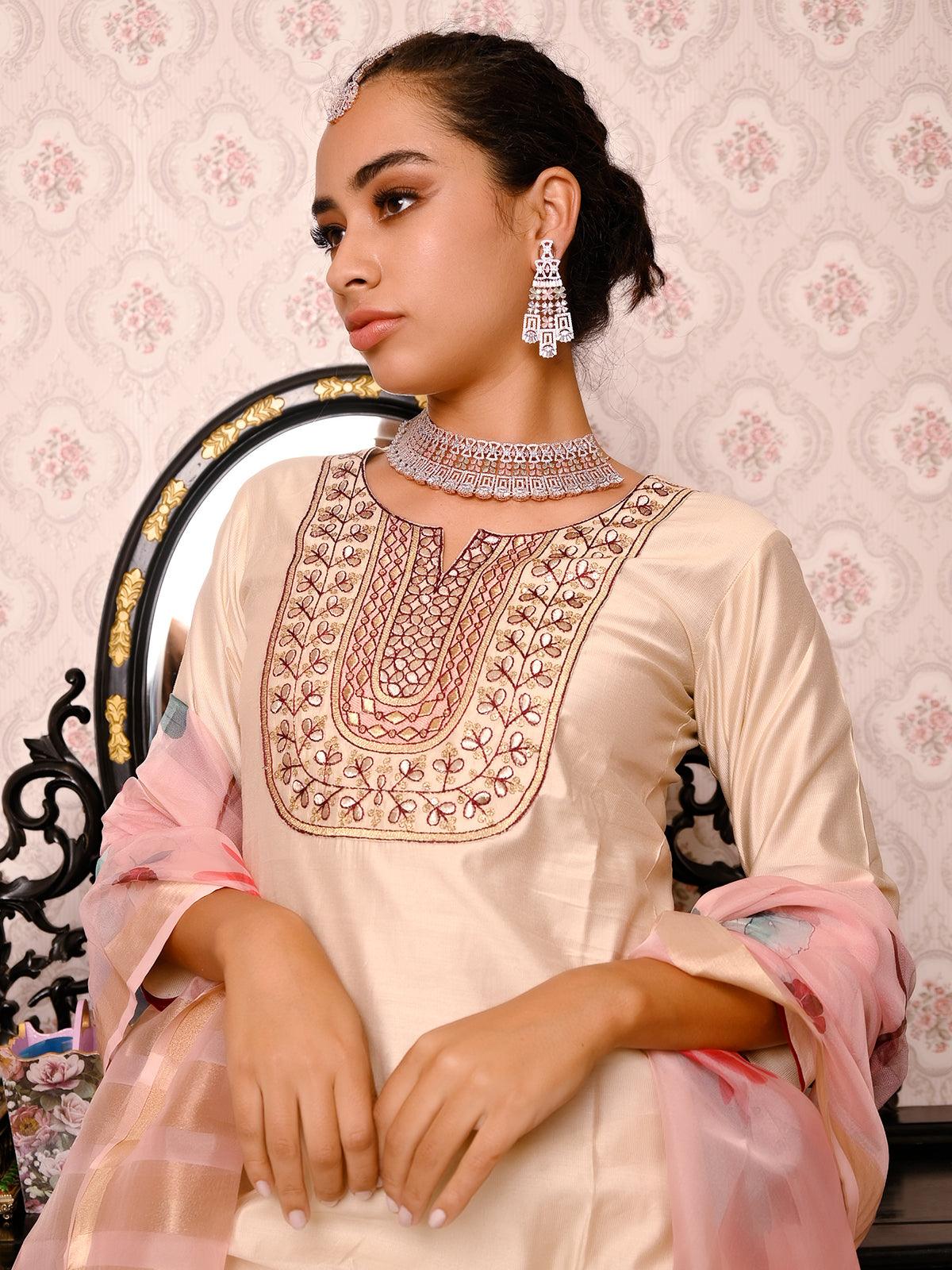 Baby Pink And Silver Studded Stunning Jewellery Set - Rajwada
