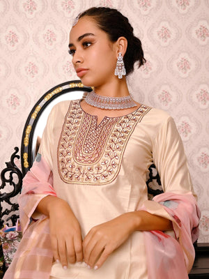 Baby Pink And Silver Studded Stunning Jewellery Set - Rajwada
