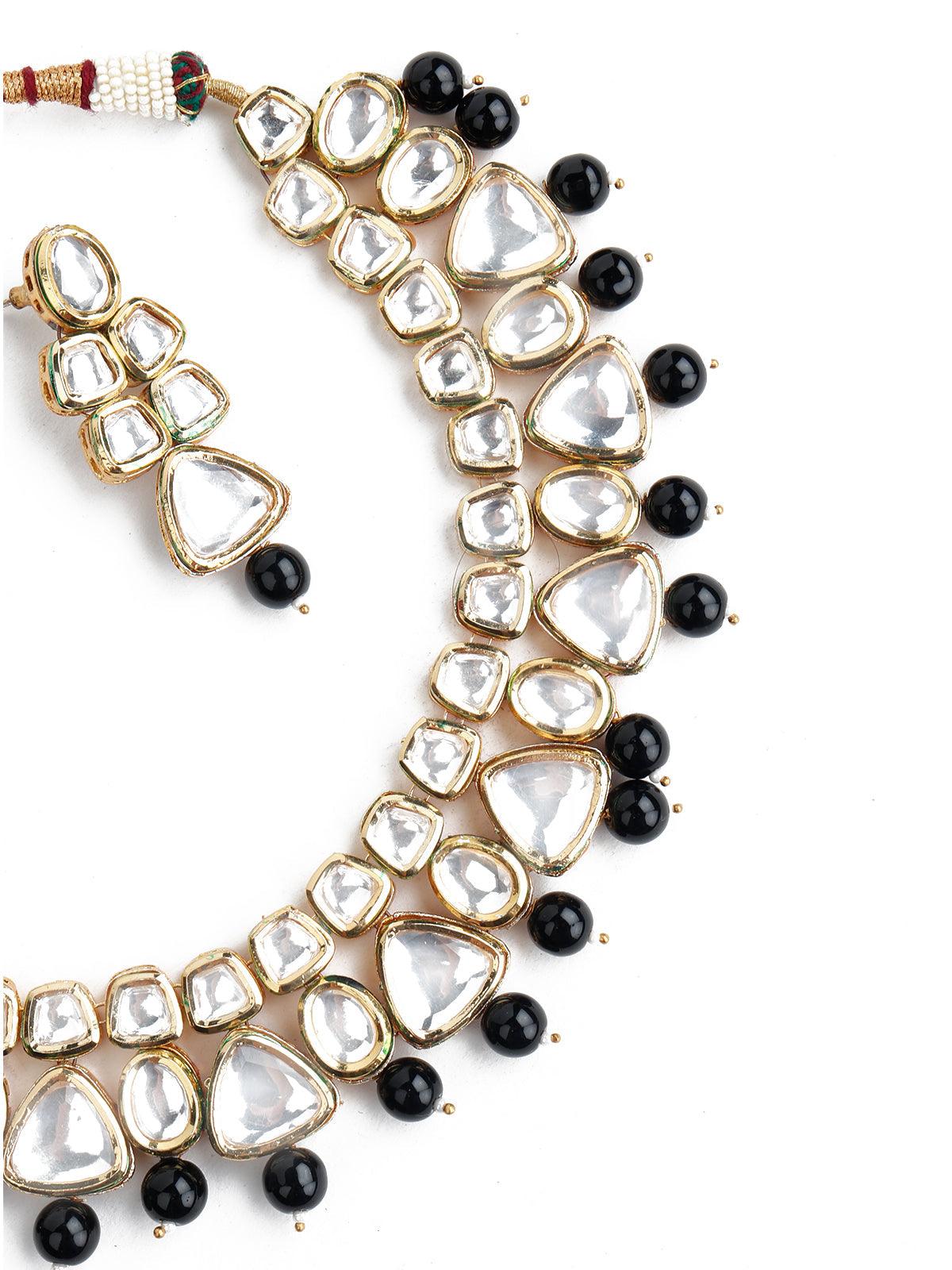 Beautiful Kundan and Black Mani Necklace Set! - Rajwada