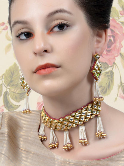 Clustered Gold Tone Kundan Choker Set - Rajwada