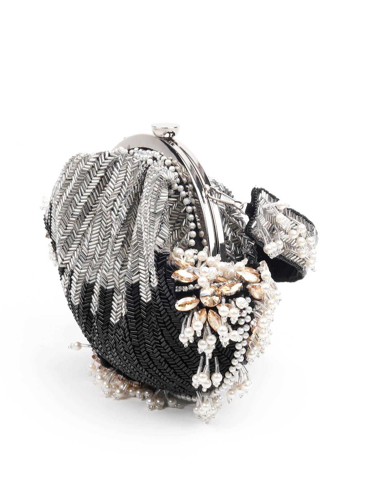 EMBELLISHED BLACK BATUA BAG - Rajwada