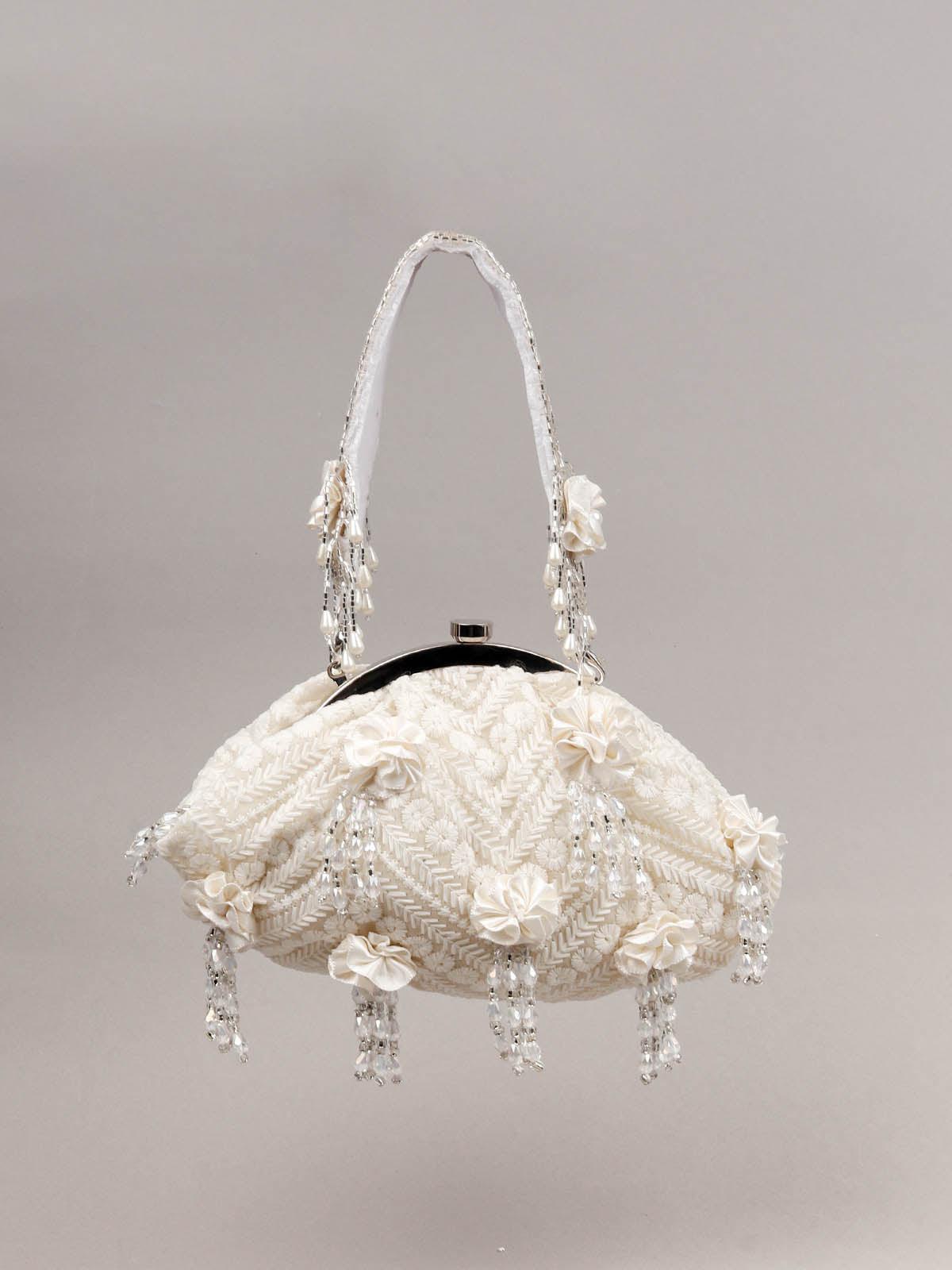 EMBELLISHED WHITE BATUA - Rajwada