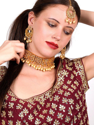 Gold semiprecious kundan & pearl necklace with earrings & maang teeka - Rajwada