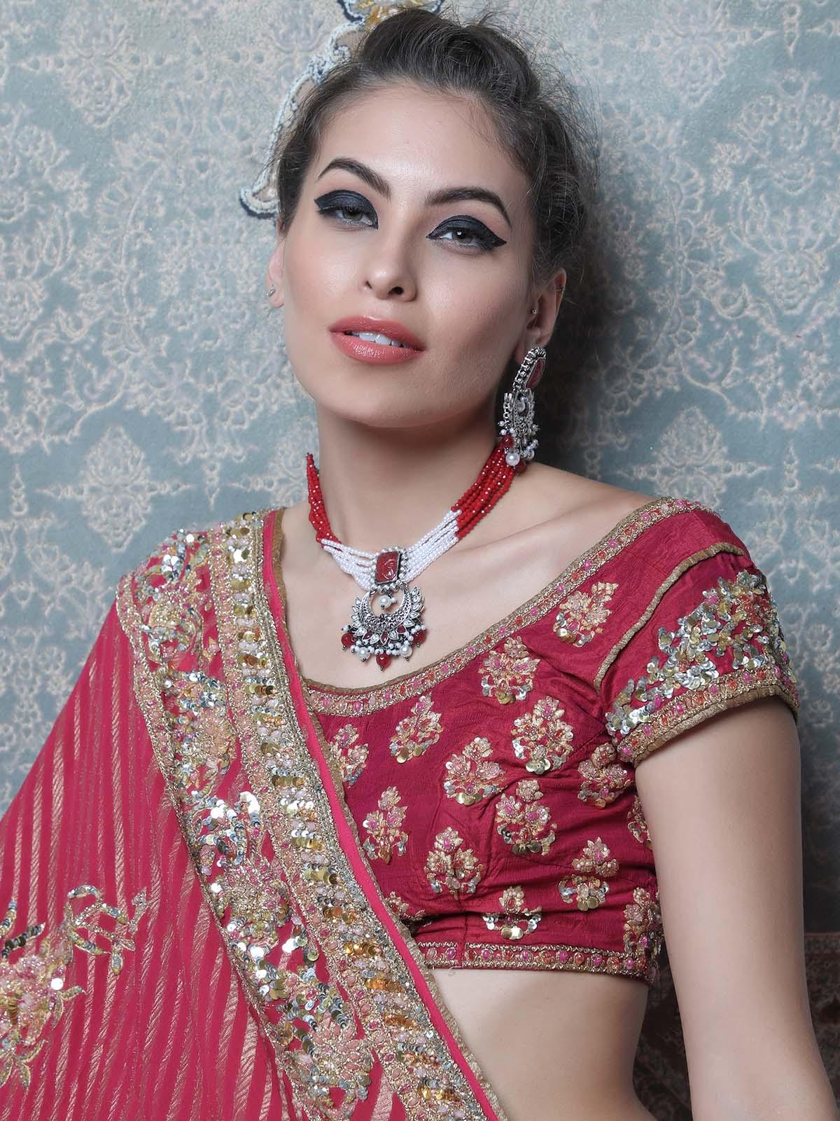 Gorgeous Pearl Choker - Rajwada