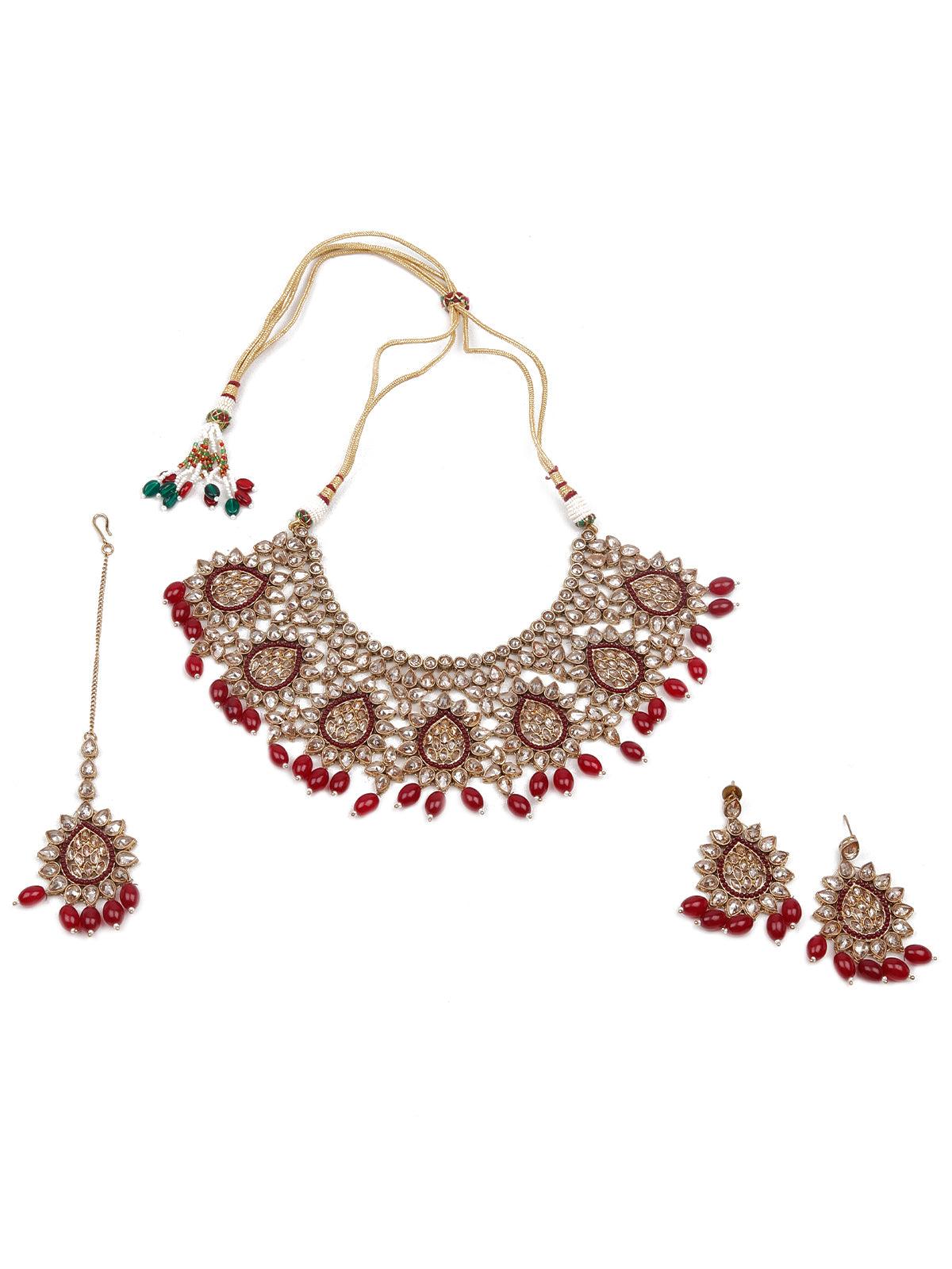 Granduer in Kundan Choker Set - Rajwada