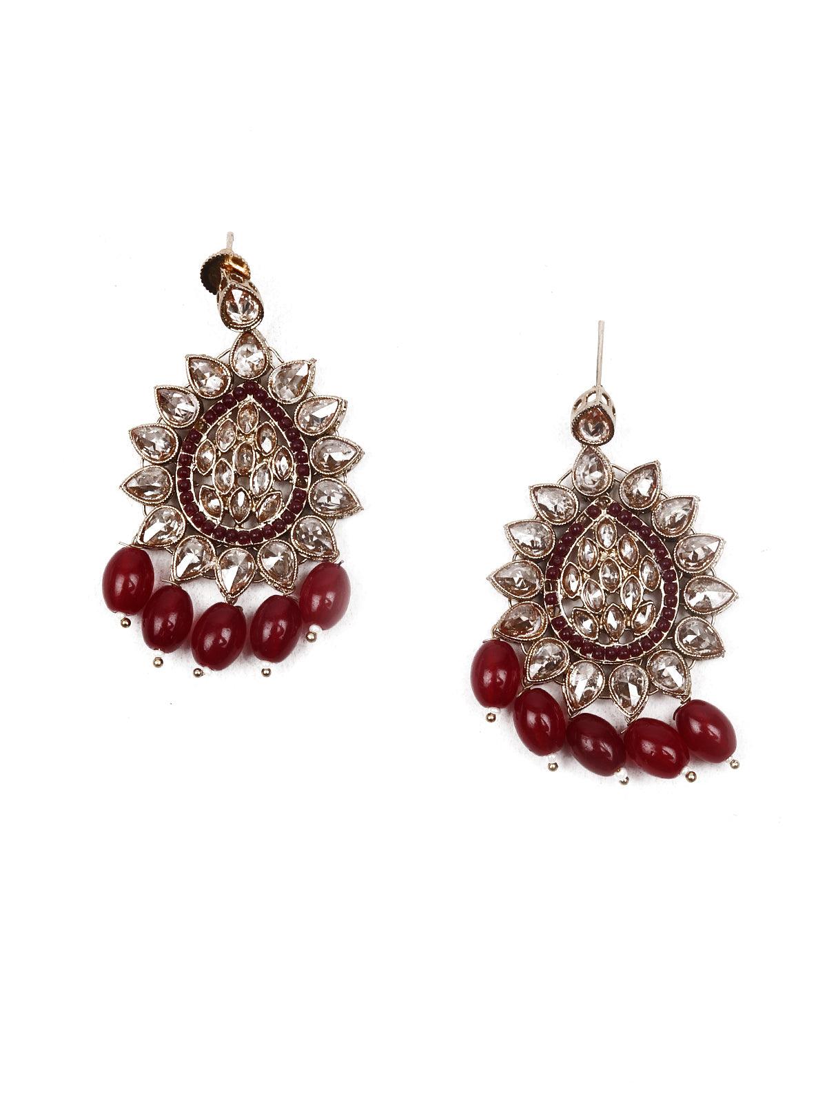 Granduer in Kundan Choker Set - Rajwada
