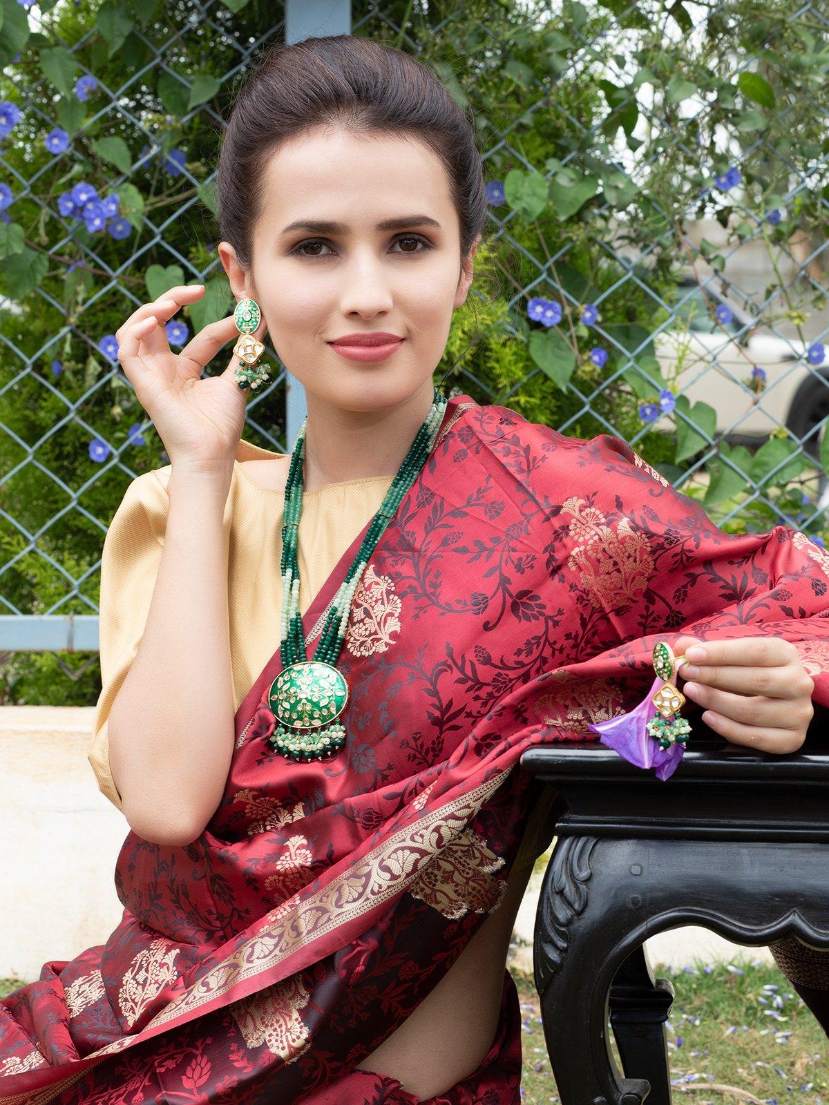 Green cluster pendant haar necklace set - Rajwada