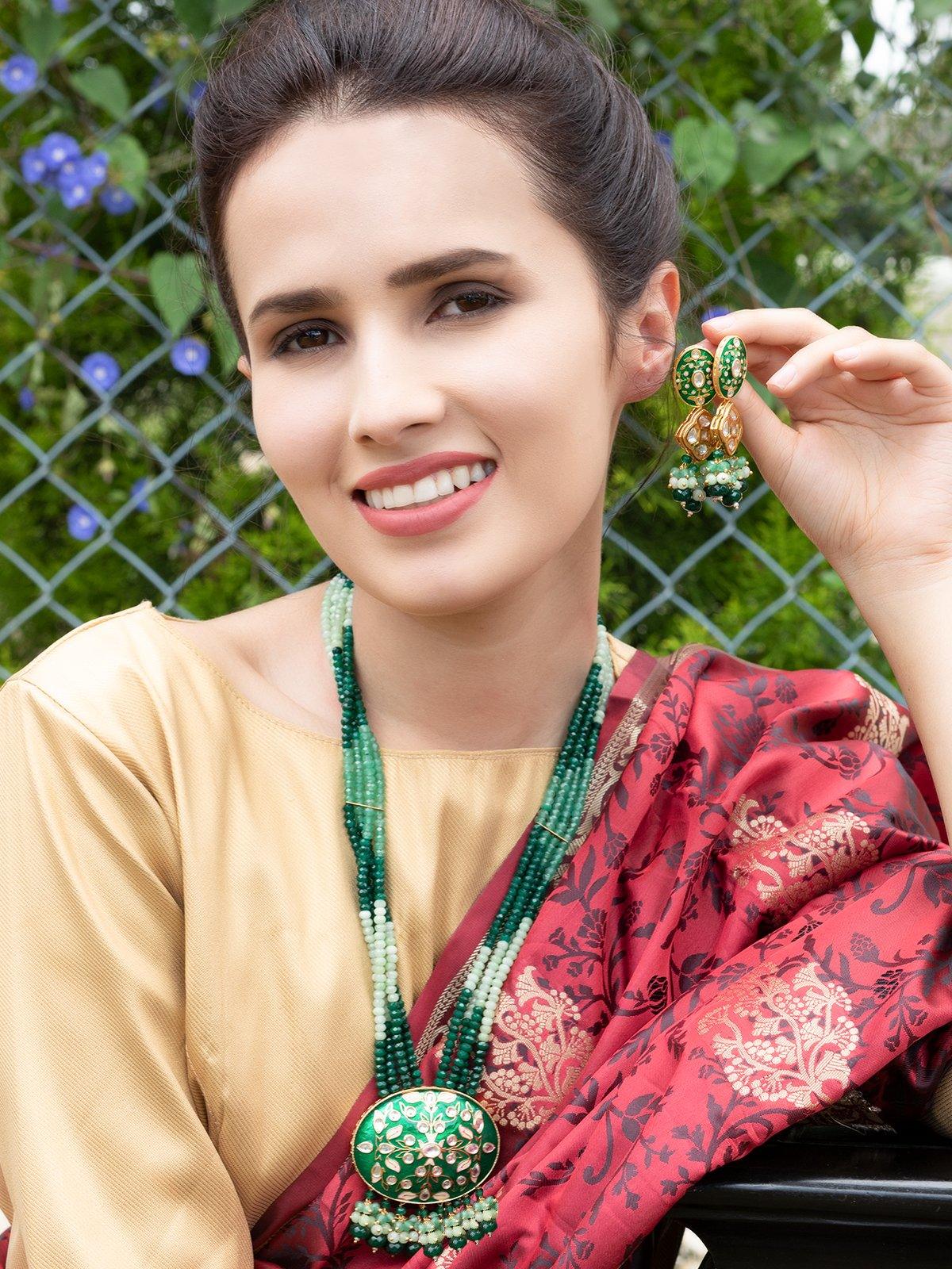 Green cluster pendant haar necklace set - Rajwada