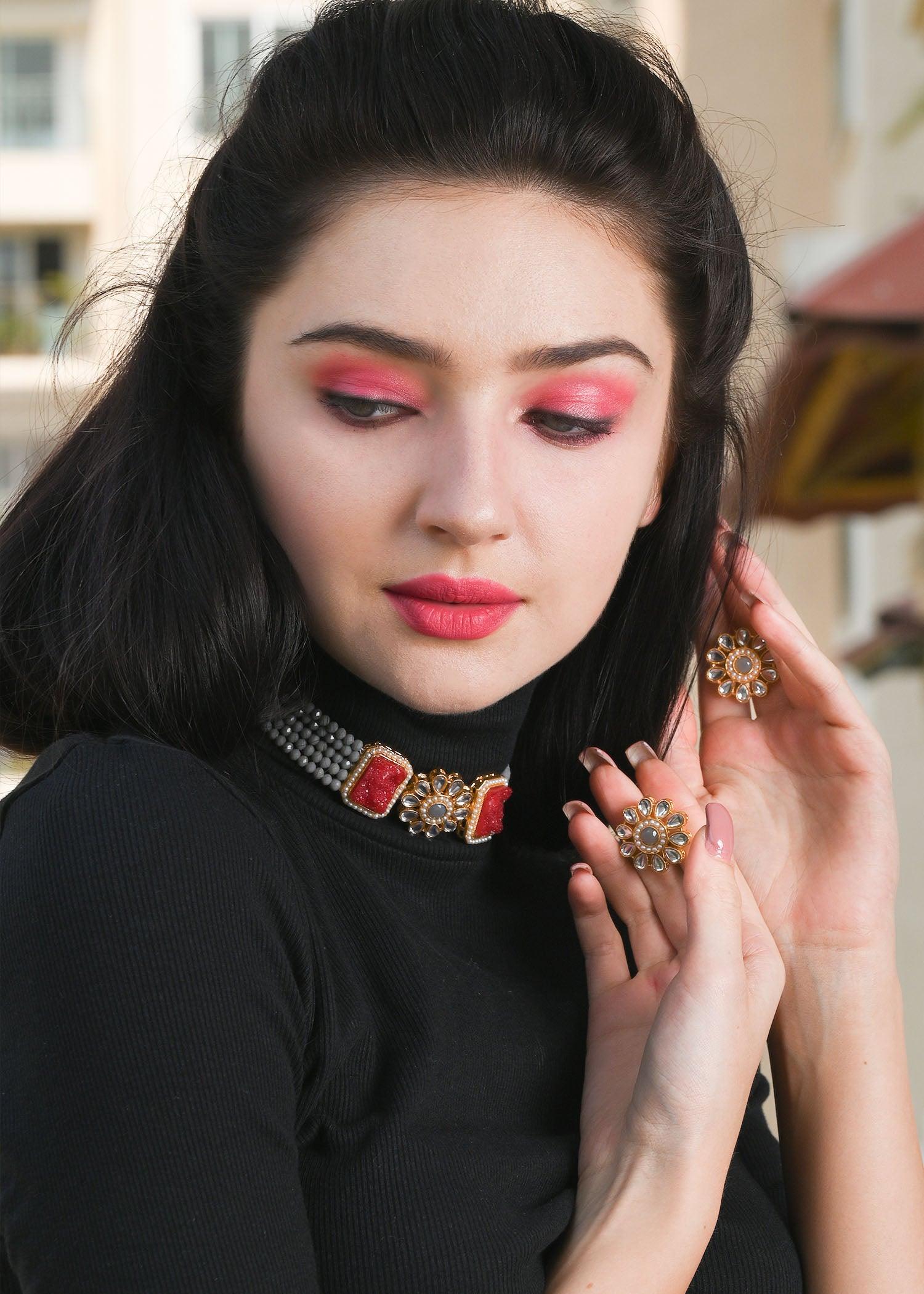 Grey Red Trendy Kundan Choker Set - Rajwada