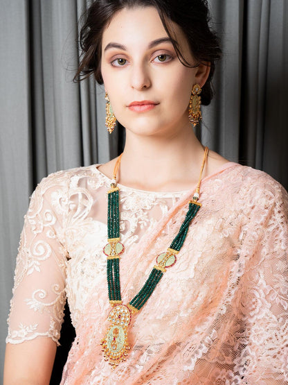 Long Stupefying GreenOnyx Kundan Necklace Set - Rajwada