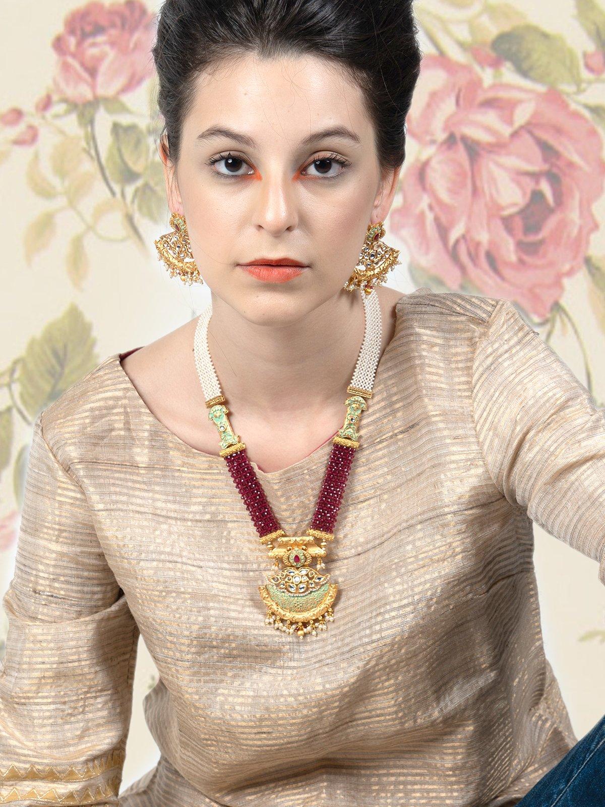 Maroon Onyx and White Pearl Necklace Set - Rajwada