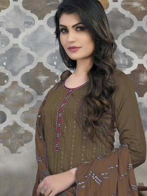 Mouve Naznin Designer Embroidery Kurta Set - Rajwada