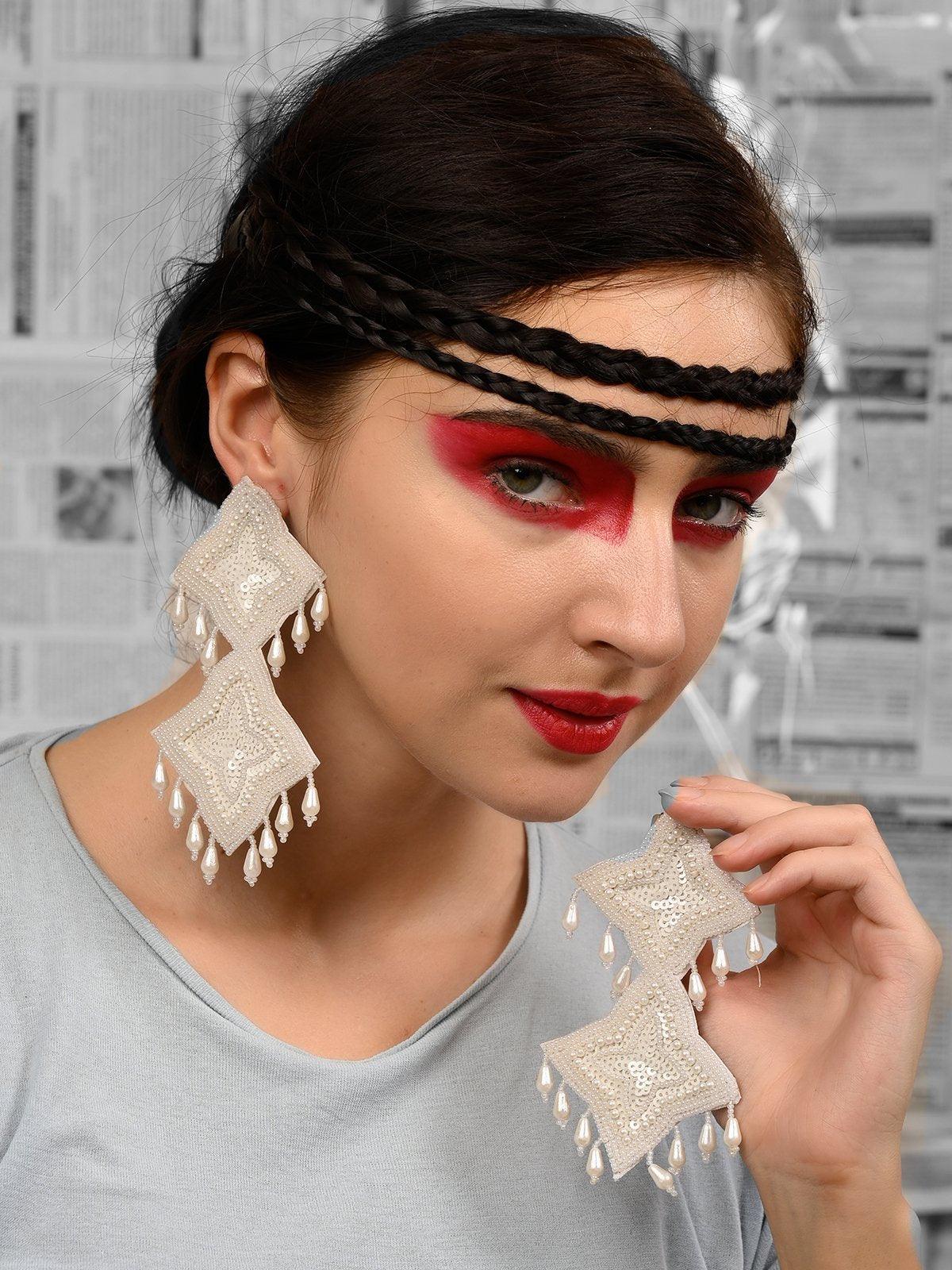 Star Shape With Pearl Earring - Rajwada