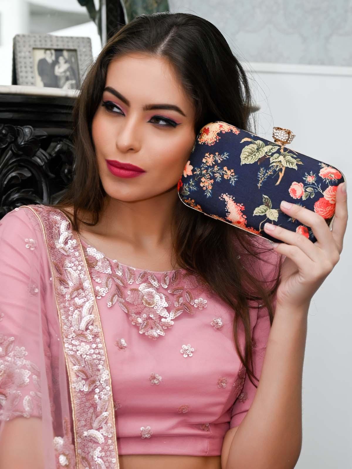 STUNNER NAVY BLUE FLORAL PRINTED CLUTCH - Odette