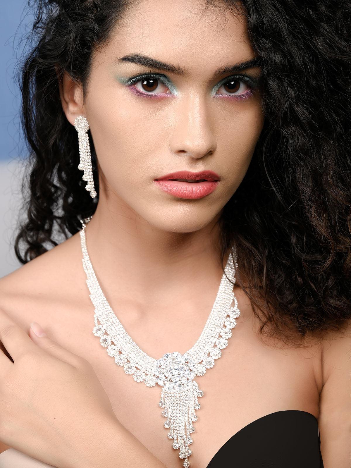 Stunning shinning and highly sophisticated necklace set for women - Rajwada