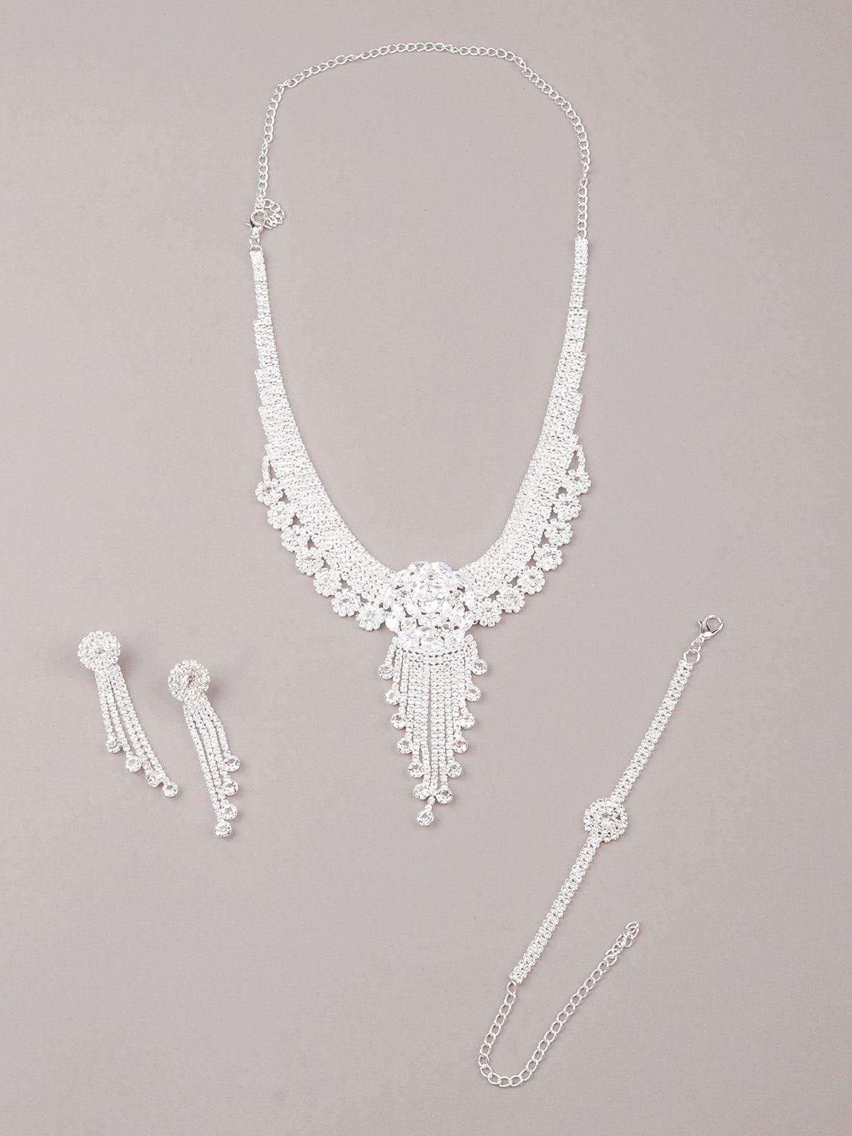 Stunning shinning and highly sophisticated necklace set for women - Rajwada