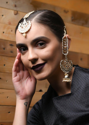Traditional Rhinestone Earring & Maang Tikka set - Rajwada