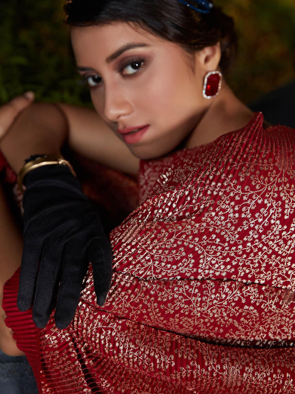 Trendy Maroon Pleated Silk Saree - Rajwada