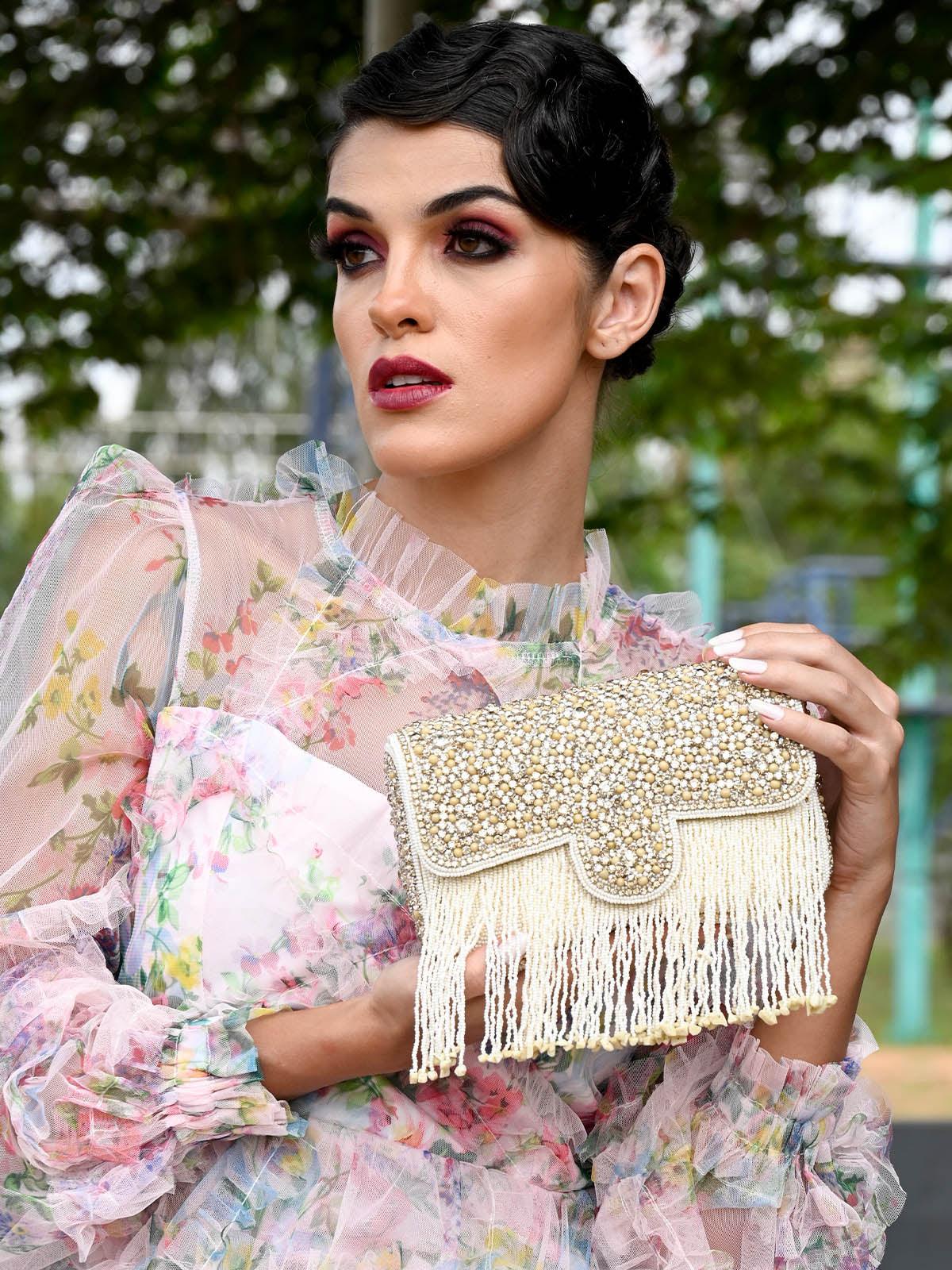 WHITE CLUTCH FOR WOMEN - Odette